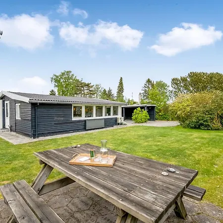 Antonie - 700m From The Sea By Interhome Grenå