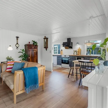 Antonie - 700m From The Sea By Interhome *
