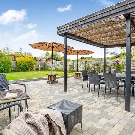 Holiday home Antonie - 700m From The Sea By Interhome